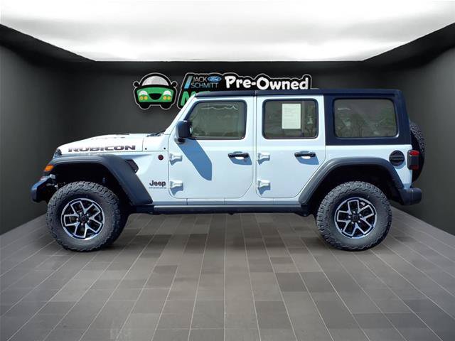 Used 2026 Jeep Wrangler Unlimited Rubicon AWD/4WD image 3