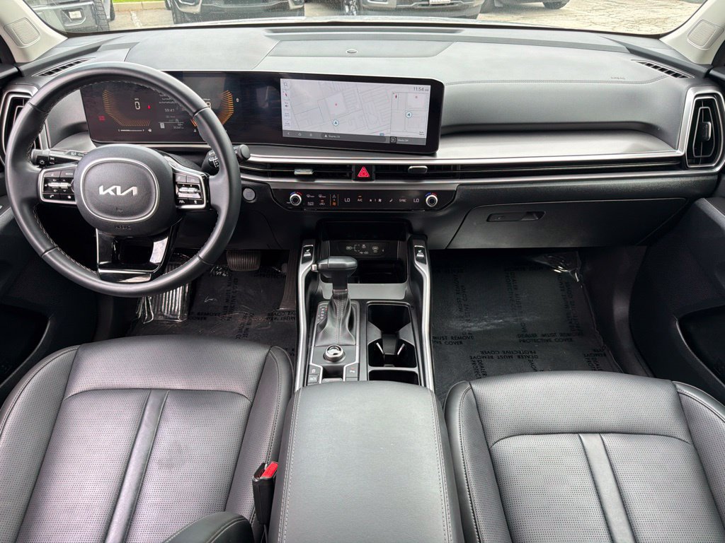 Used 2025 Kia Sorento S w/ Panoramic Sunroof Package FWD image 39