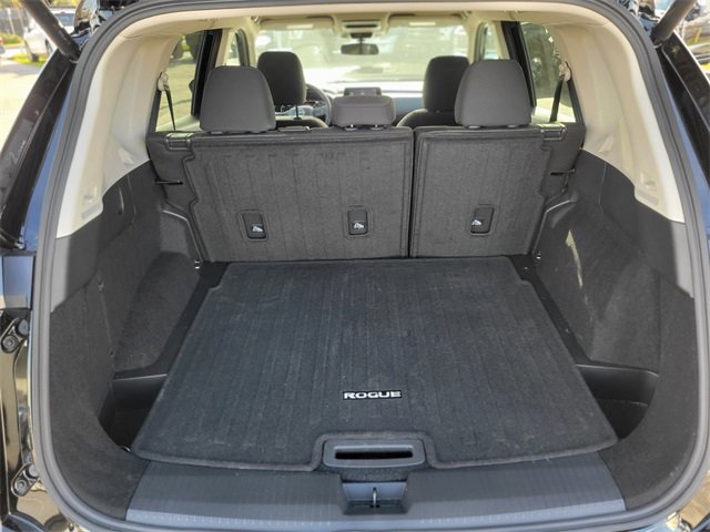 Used 2026 Nissan Rogue SV image 6