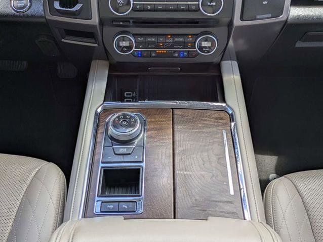 Certified 2018 Ford Expedition Platinum RWD image 19