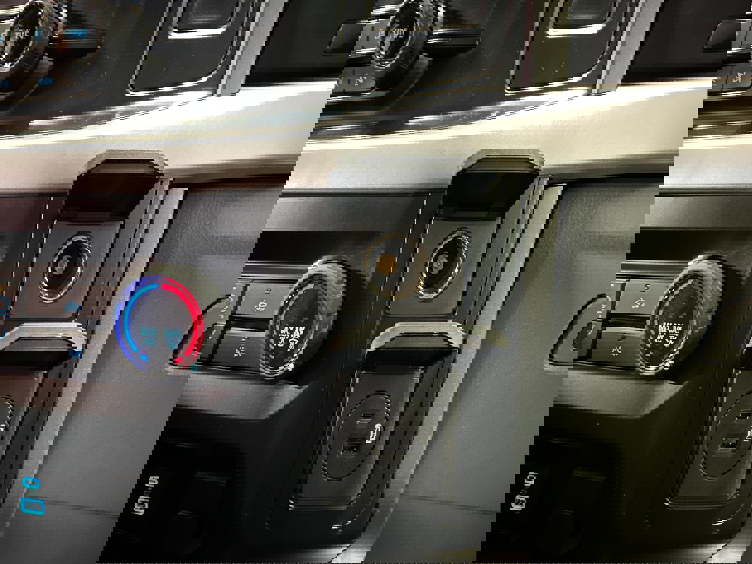 Certified 2023 Ford F150 XLT w/ Trailer Tow Package image 23