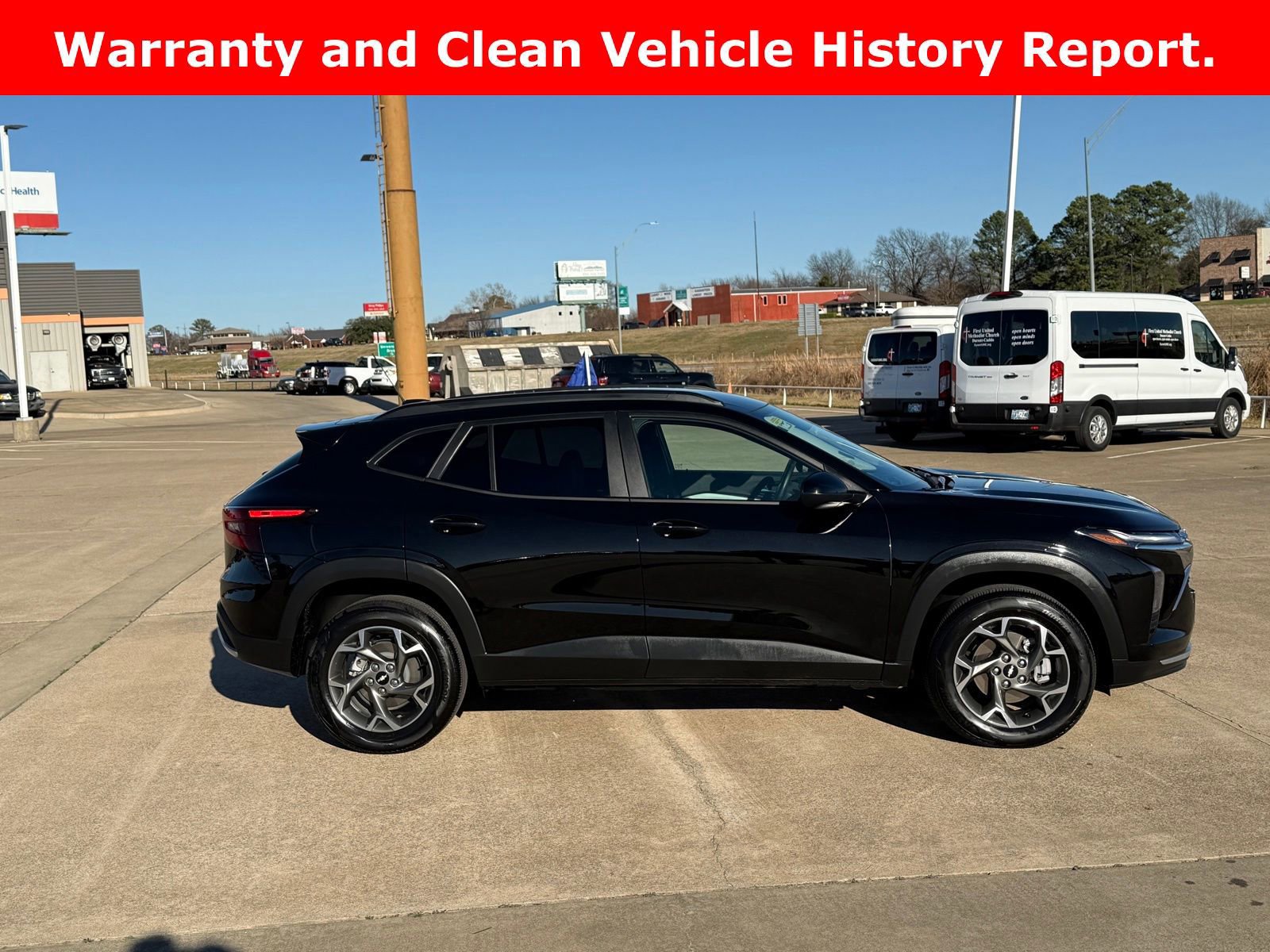 Used 2025 Chevrolet Trax LT w/ LT Convenience Package image 6