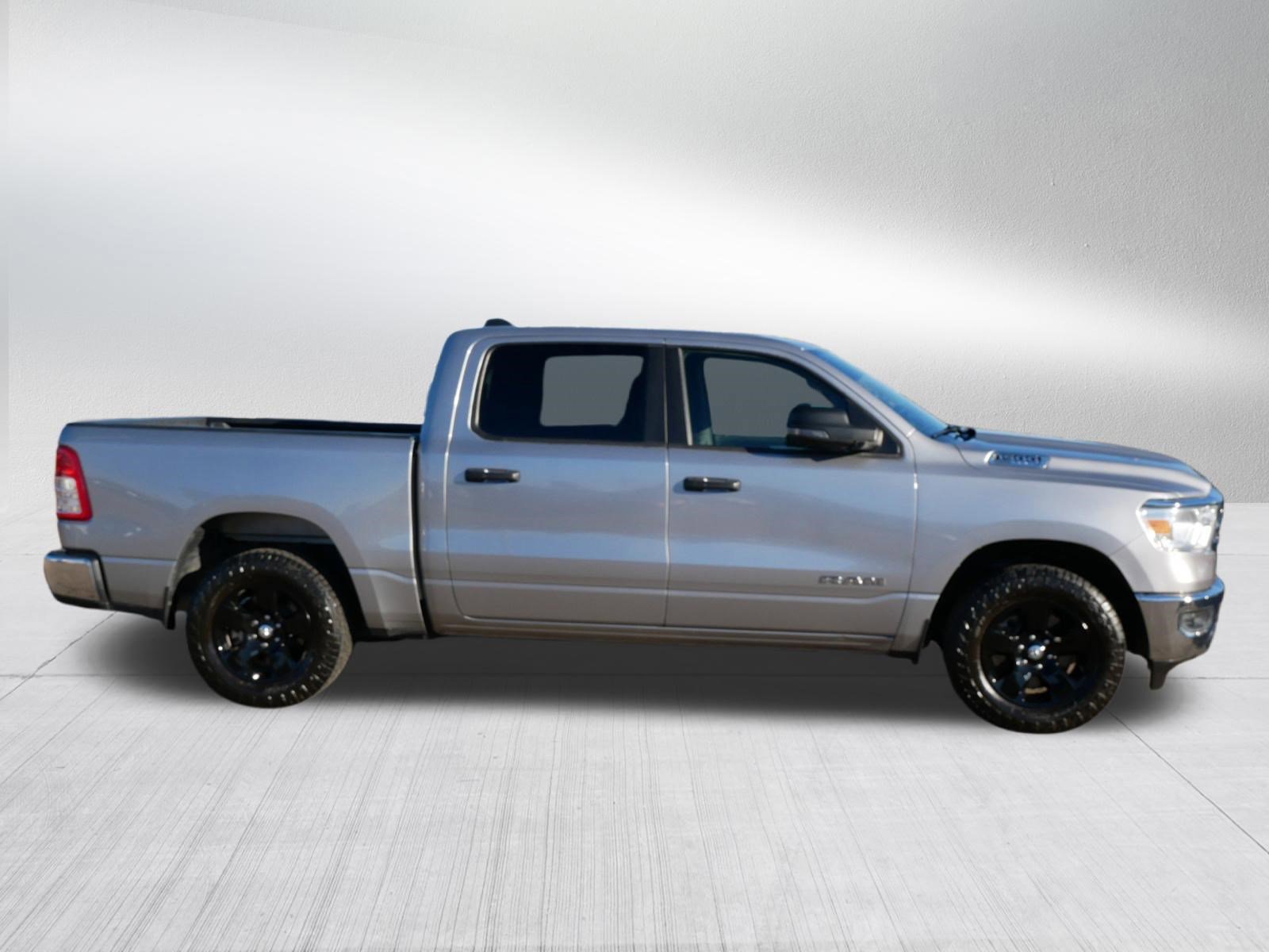 Used 2023 RAM 1500 Big Horn AWD/4WD image 6