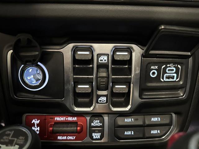 Used 2025 Jeep Gladiator Rubicon image 28