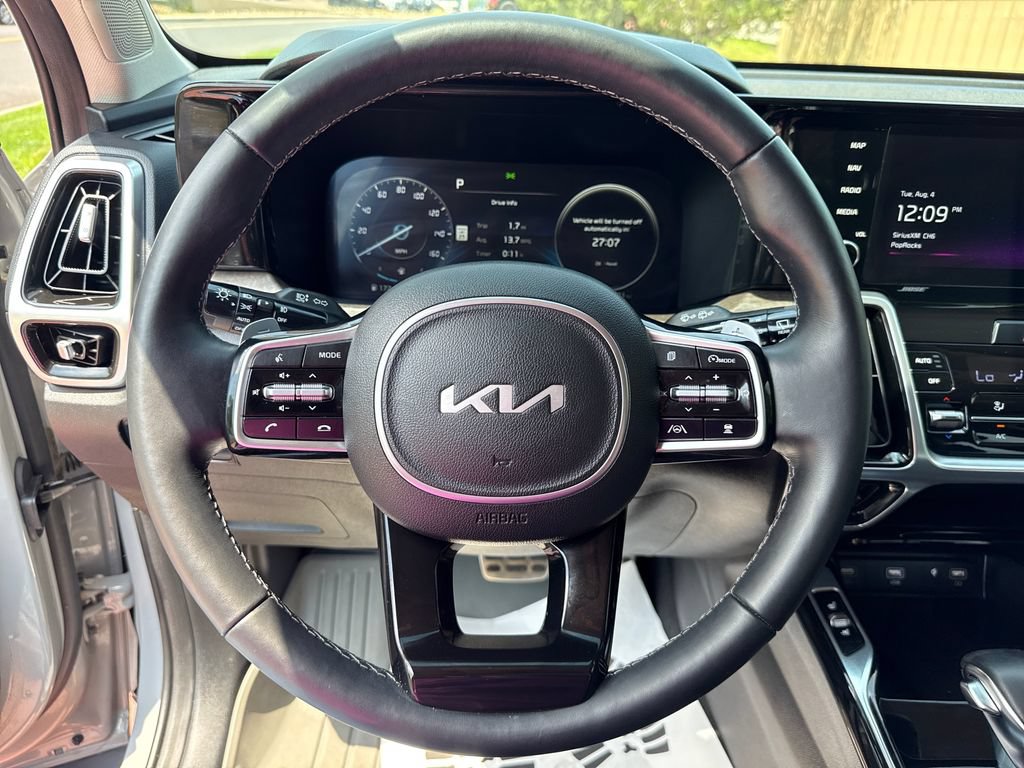 Used 2022 Kia Sorento SX Prestige AWD/4WD image 14