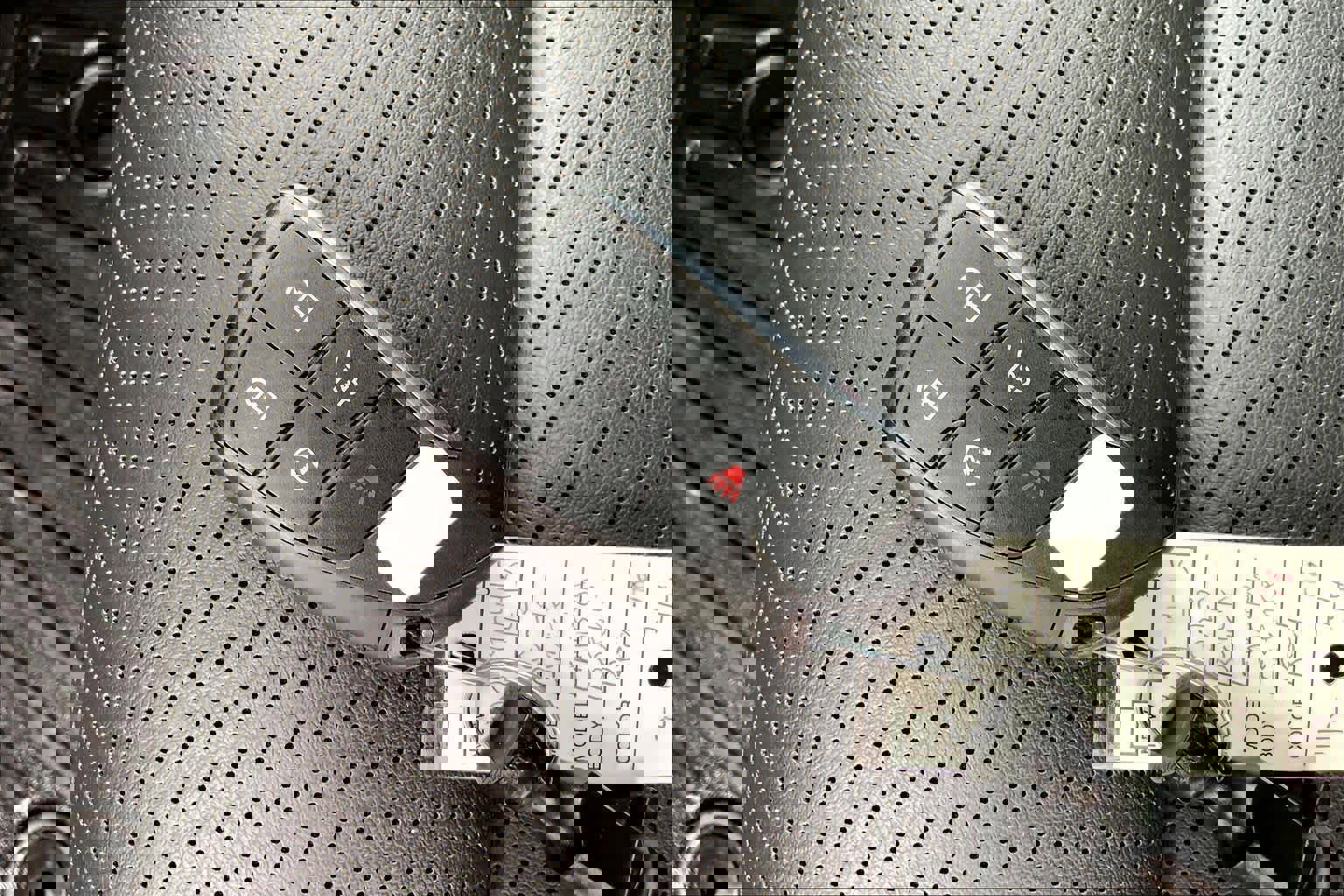 Used 2023 Buick Envision Essence image 14