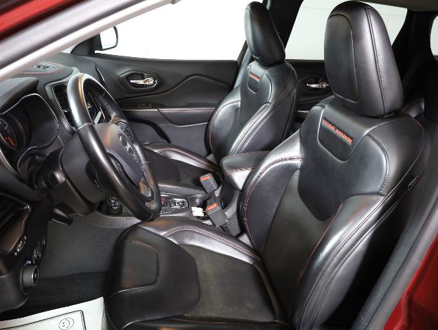 Used 2020 Jeep Cherokee Trailhawk w/ Comfort/Convenience Group image 8