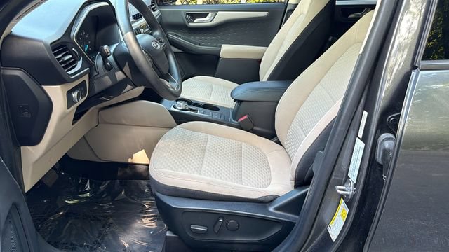 Certified 2020 Ford Escape SE FWD image 9