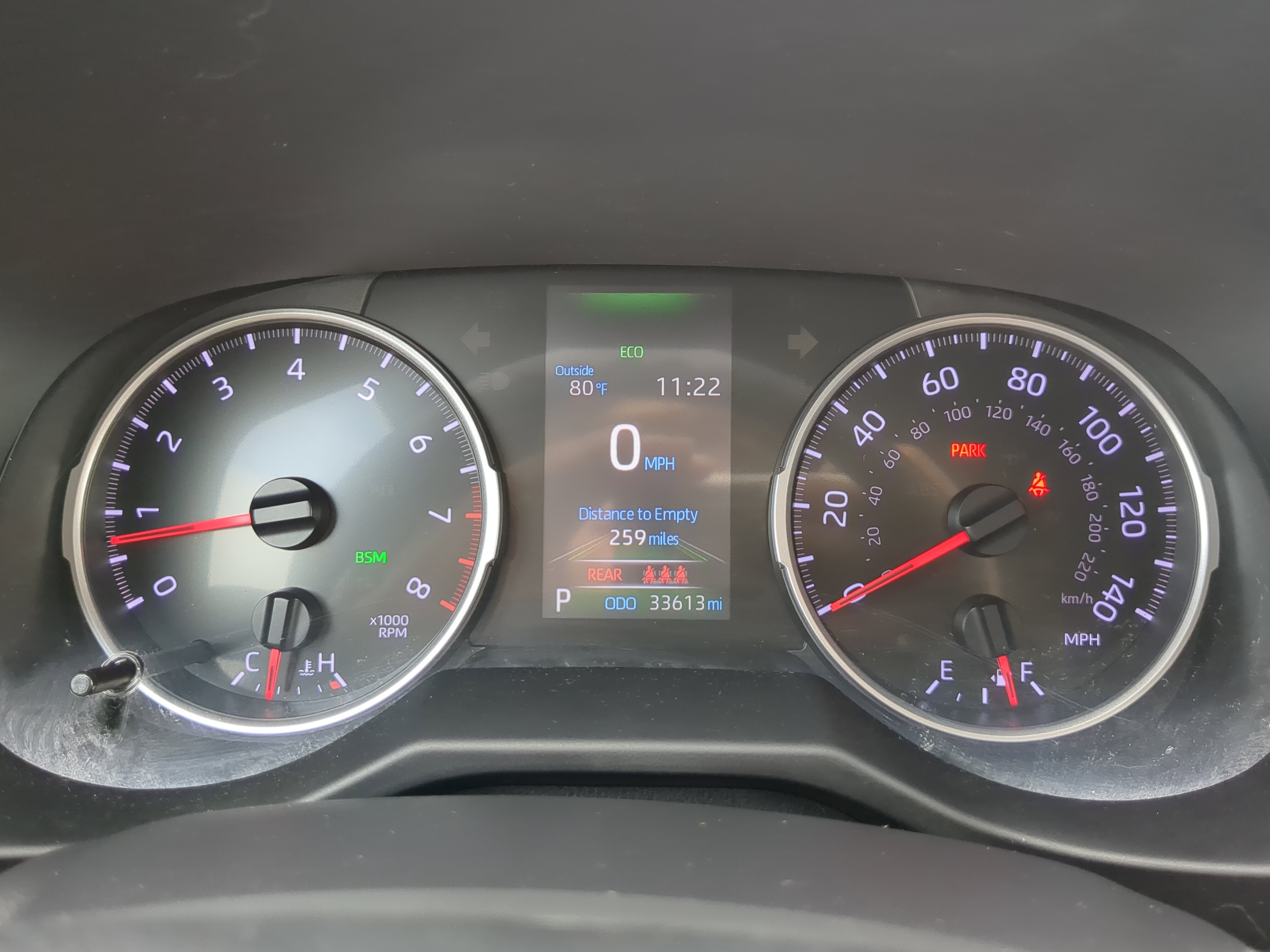 Used 2021 Toyota RAV4 XLE w/ Convenience Package FWD image 24