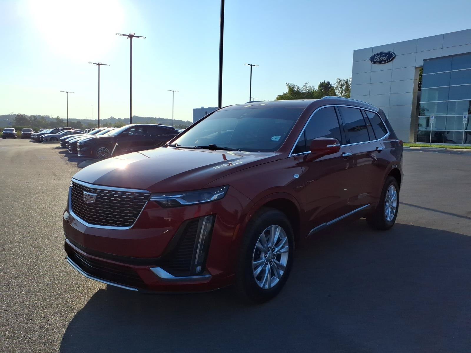 Used 2024 Cadillac XT6 Luxury FWD image 7