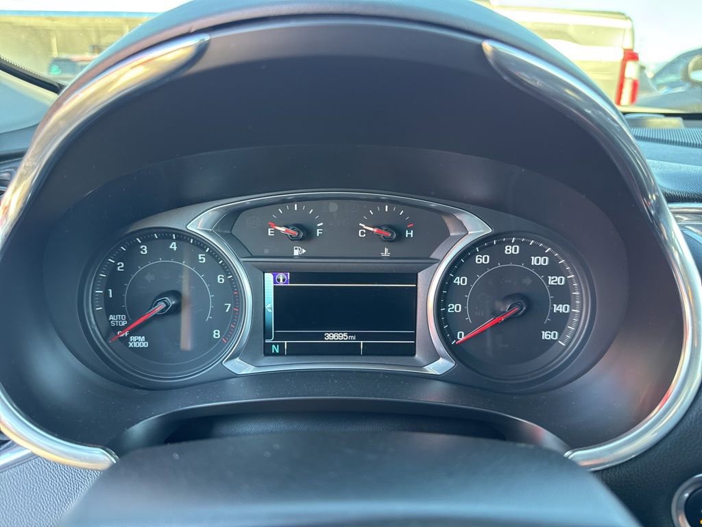 Used 2017 Chevrolet Malibu LT w/ Leather Package image 12