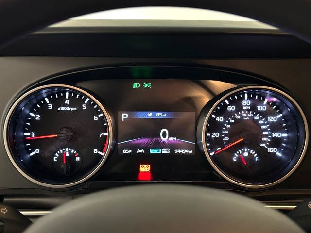 Used 2022 Kia Carnival LX FWD image 16