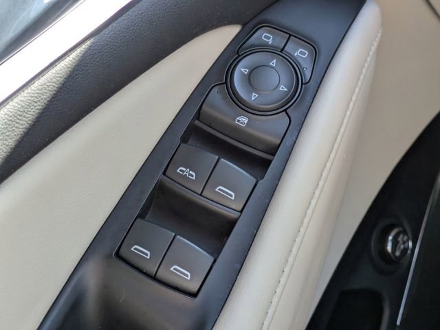 Used 2020 Buick Enclave Essence w/ Sound and Sites Package FWD image 24