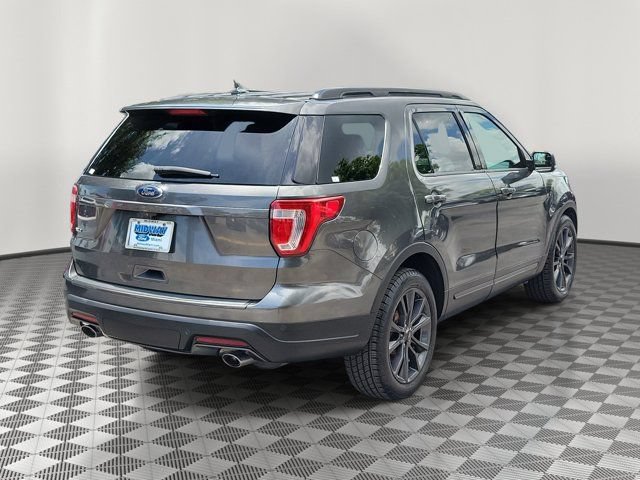 Certified 2018 Ford Explorer XLT w/ Equipment Group 202A FWD image 6