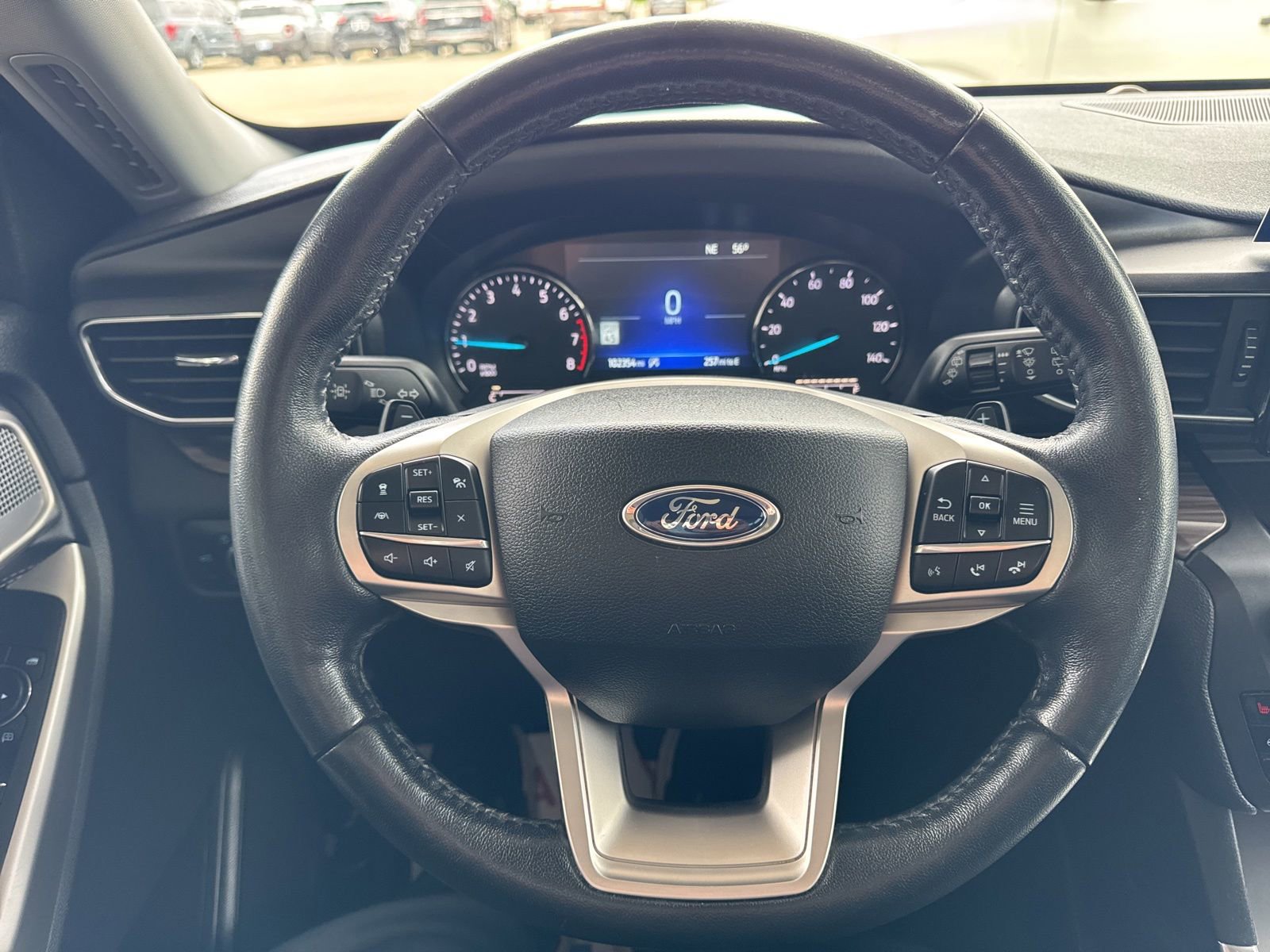 Certified 2020 Ford Explorer Limited w/ Class III Trailer Tow Package AWD/4WD image 30