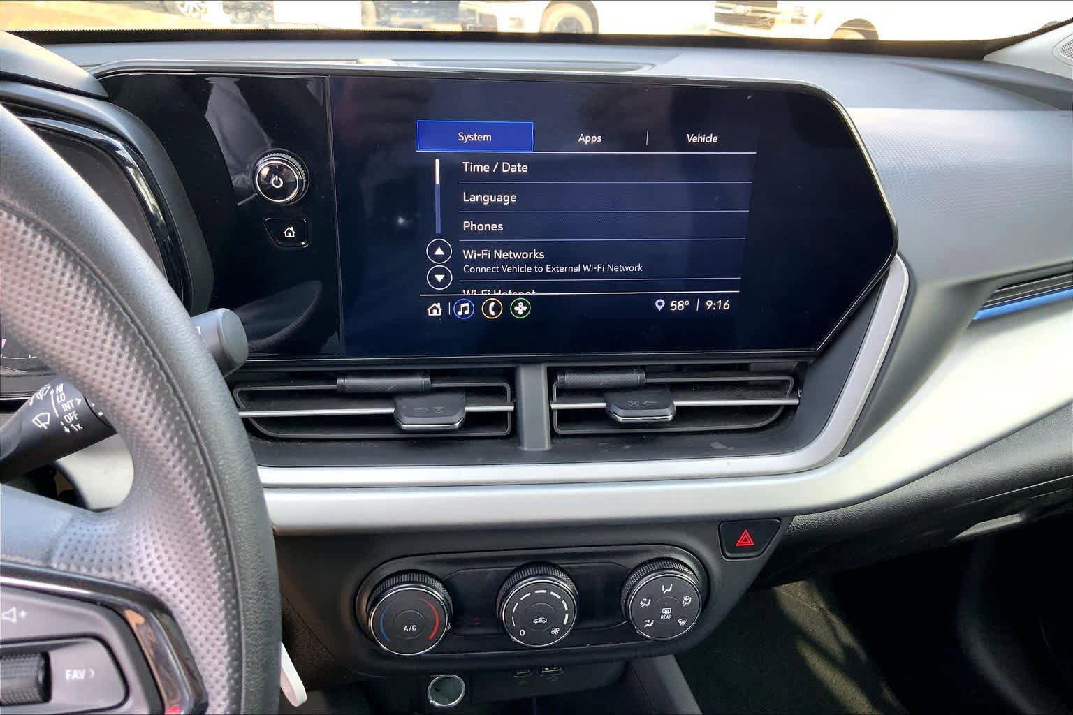 Used 2025 Chevrolet Trax LS FWD image 34