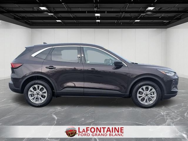 Certified 2023 Ford Escape Active AWD/4WD image 6