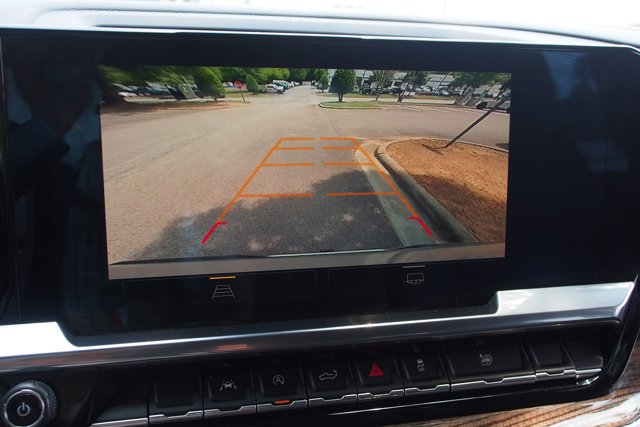 Used 2023 Chevrolet Silverado 1500 LT AWD/4WD image 28