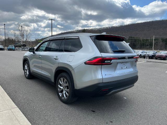 Used 2024 Toyota Grand Highlander Limited image 2