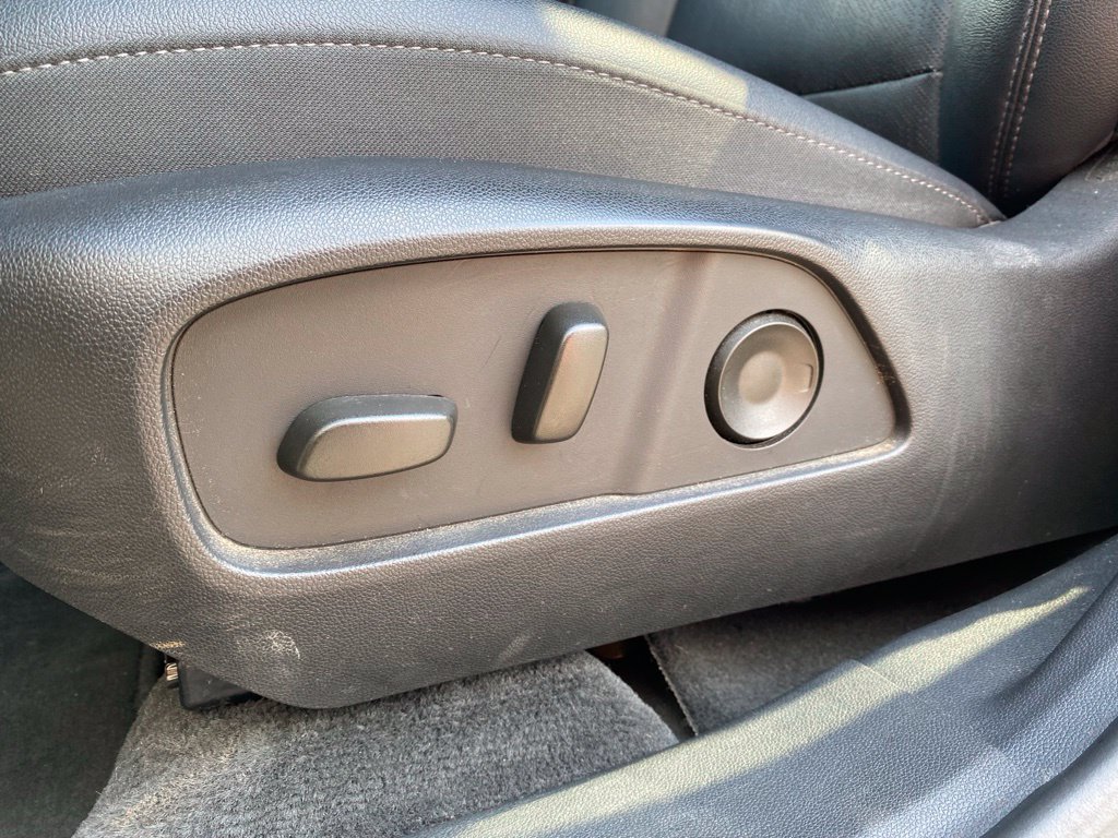 Used 2026 Chevrolet Equinox LT w/ Convenience Package II FWD image 18