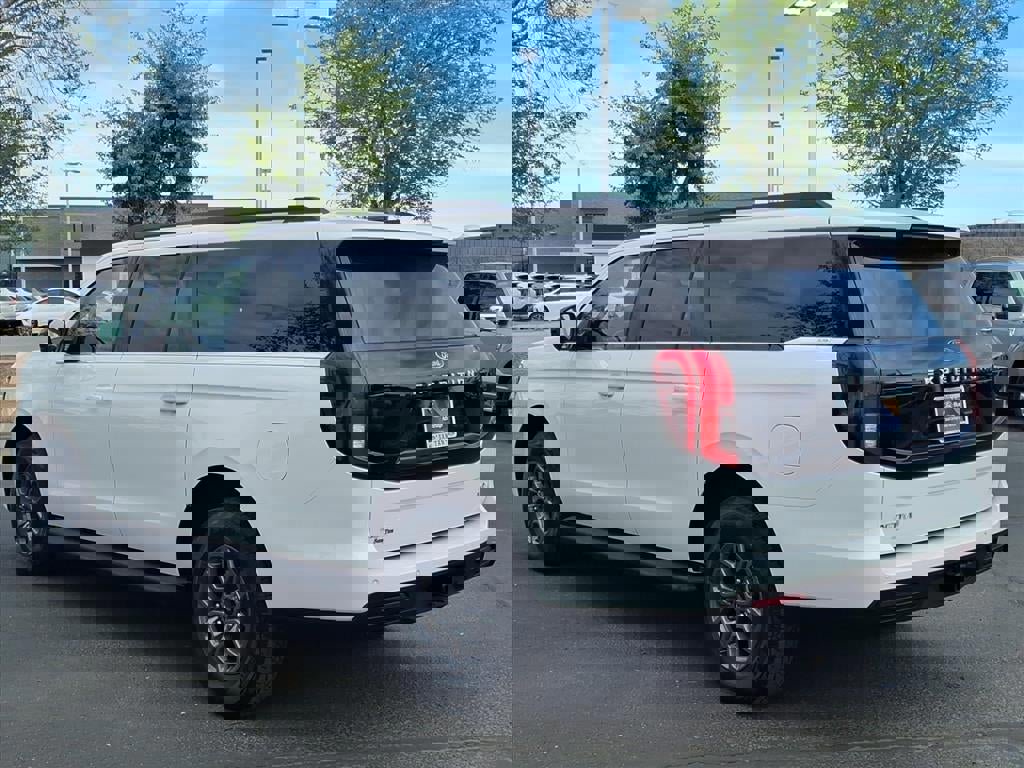 Certified 2025 Ford Expedition Max Active image 3