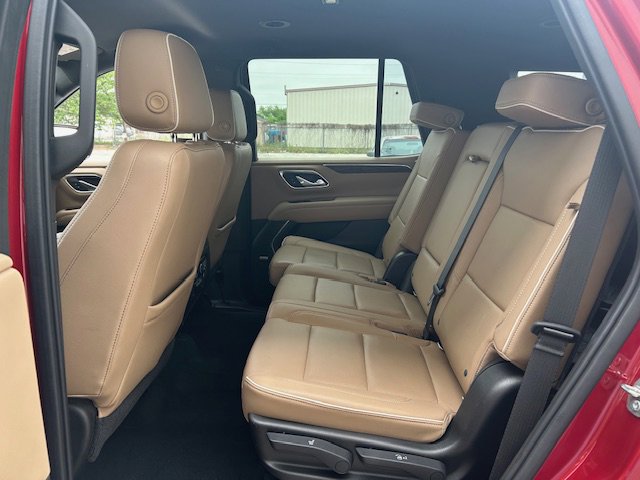 Used 2021 Chevrolet Tahoe Premier AWD/4WD image 17