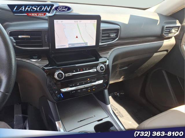 Certified 2023 Ford Explorer Limited AWD/4WD image 28