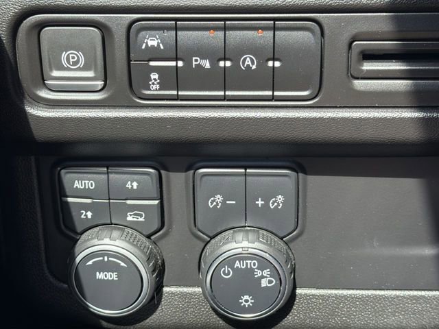 Used 2023 Chevrolet Tahoe LT AWD/4WD image 21