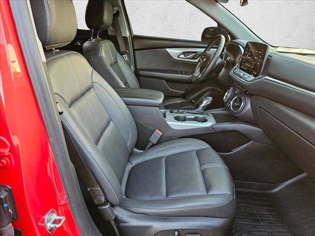 Used 2024 Chevrolet Blazer LT w/ Midnight/Sport Edition FWD image 18