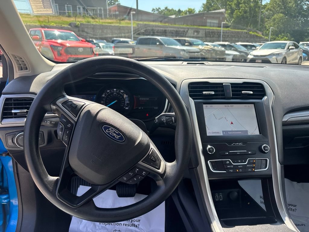 Certified 2020 Ford Fusion SE FWD image 9
