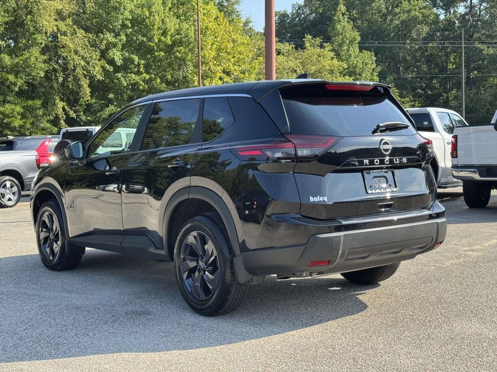 Used 2026 Nissan Rogue SV FWD image 24