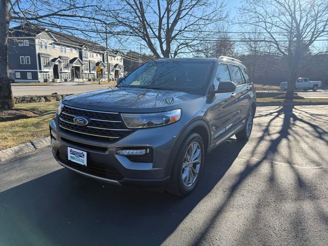 Certified 2022 Ford Explorer XLT w/ Equipment Group 202A image 14