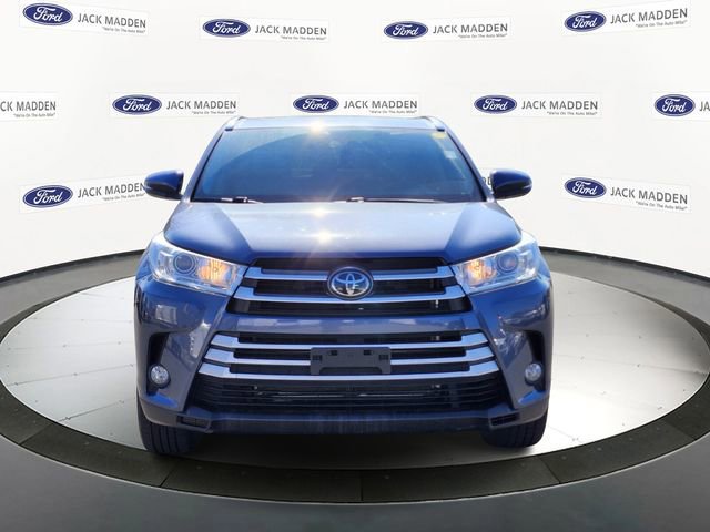 Used 2019 Toyota Highlander XLE image 8