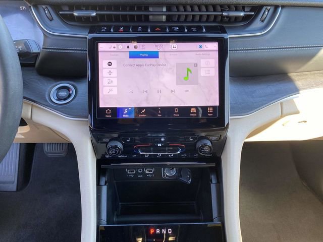 Used 2023 Jeep Grand Cherokee Limited image 30