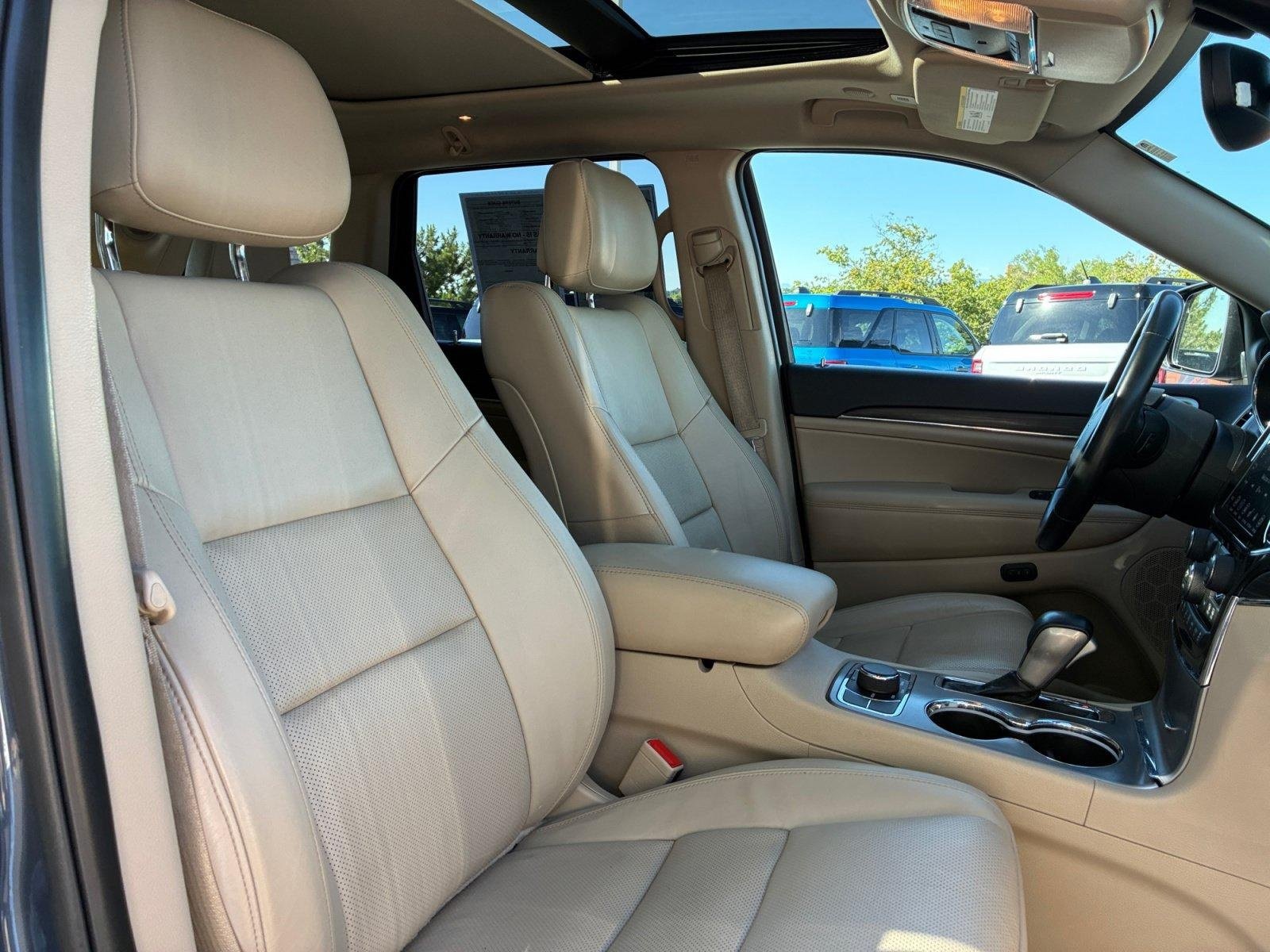 Used 2021 Jeep Grand Cherokee Limited w/ Luxury Group II AWD/4WD image 19