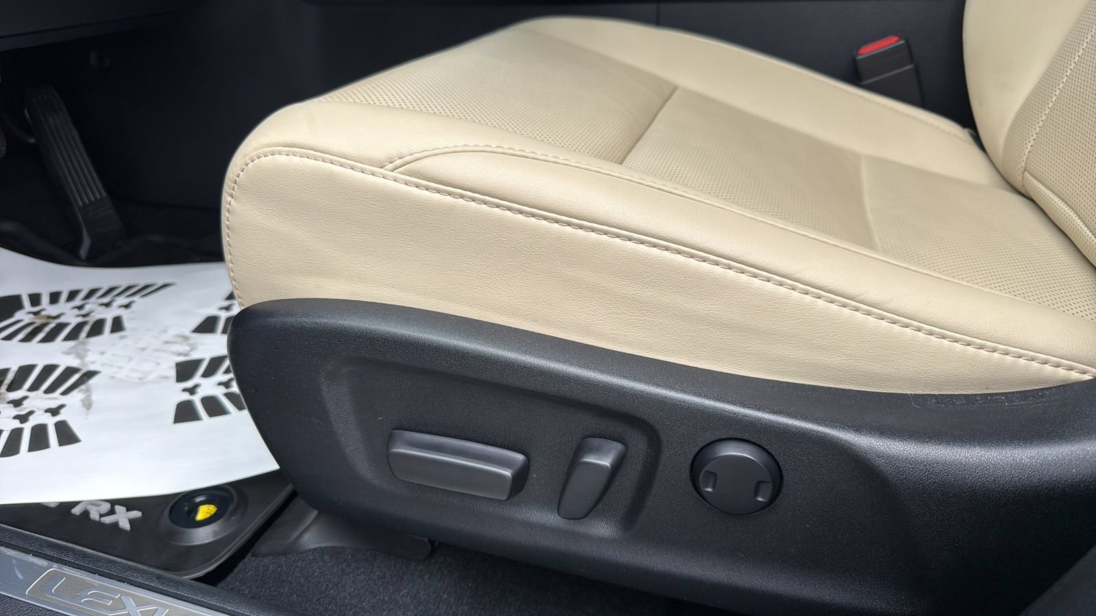 Used 2021 Lexus RX 350 FWD w/ Premium Package image 10