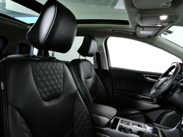 Certified 2024 Ford Edge Titanium w/ Equipment Group 301A AWD/4WD image 12