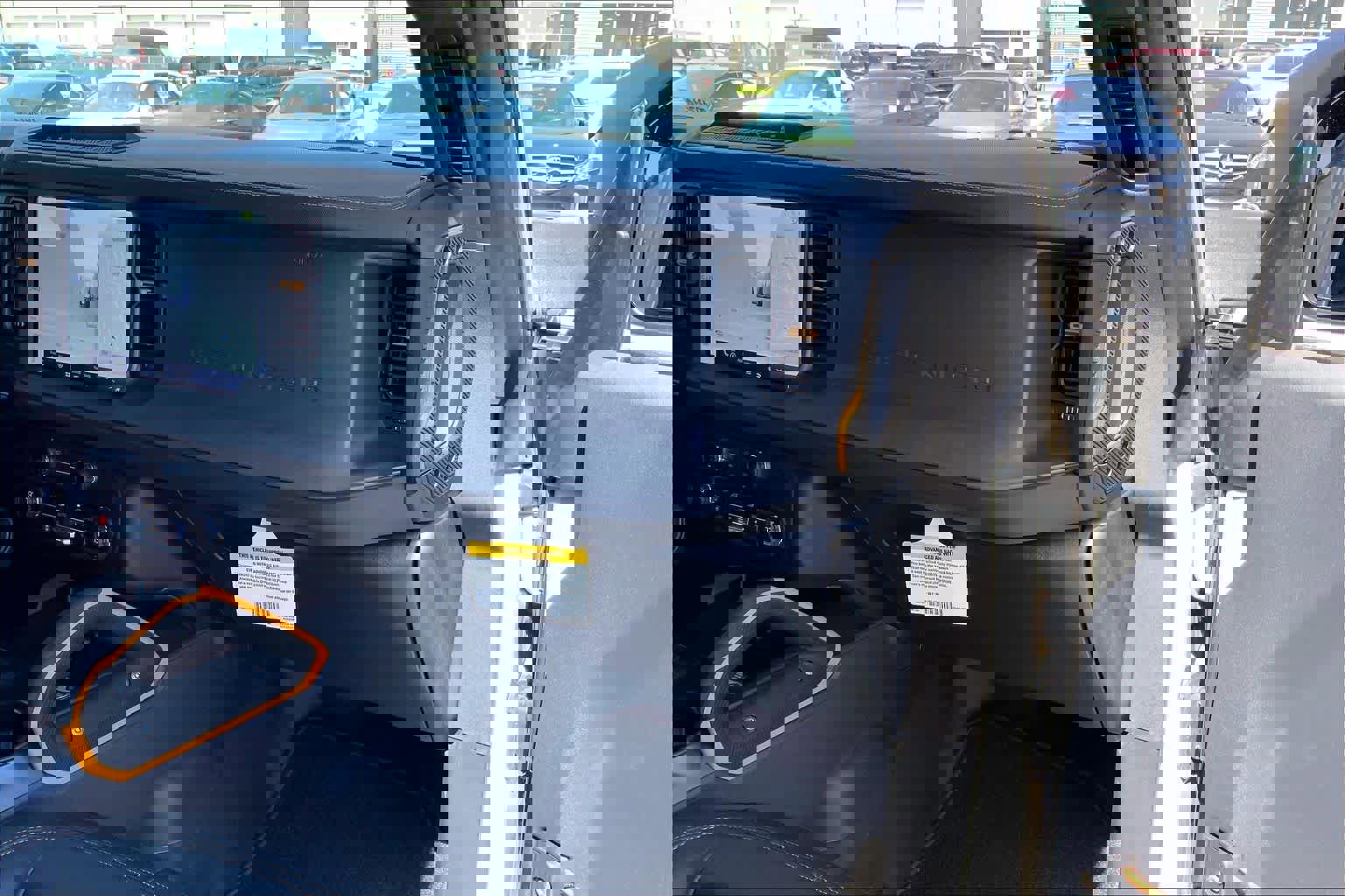 Certified 2024 Ford Bronco Badlands image 19