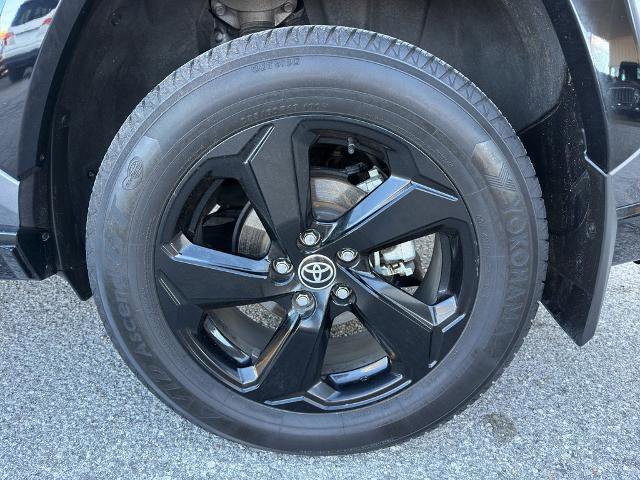 Used 2021 Toyota RAV4 XSE image 19