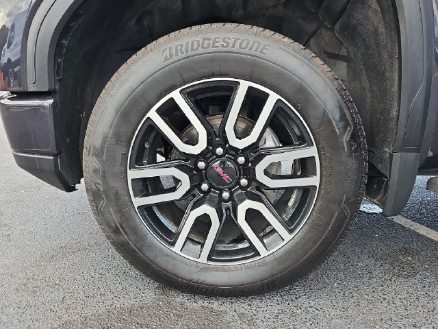 Used 2023 GMC Sierra 1500 AT4 w/ AT4 Premium Package AWD/4WD image 37