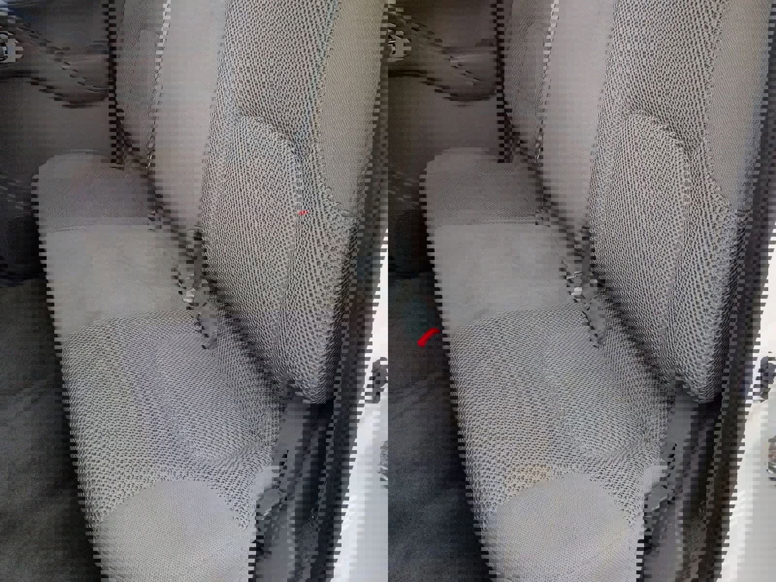 Used 2018 Nissan Frontier SV image 20