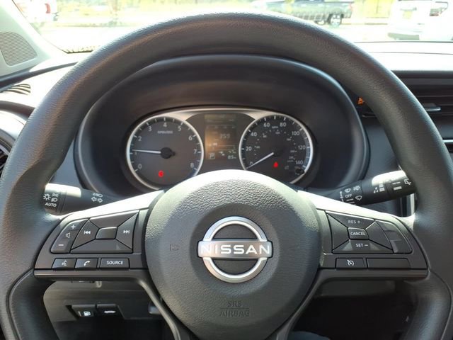 Used 2024 Nissan Kicks S image 20