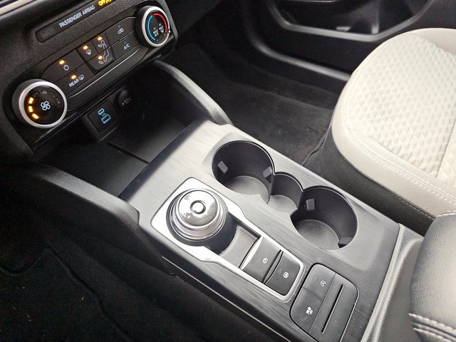 Certified 2022 Ford Escape SE image 28