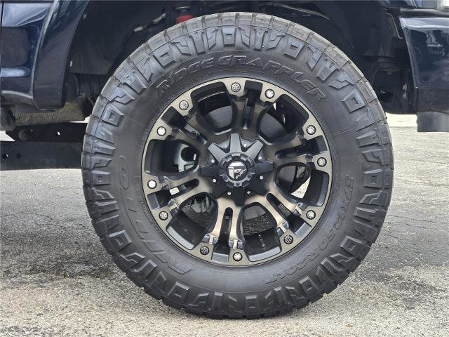 Certified 2022 Ford F350 Platinum w/ Tremor Off-Road Package AWD/4WD image 11