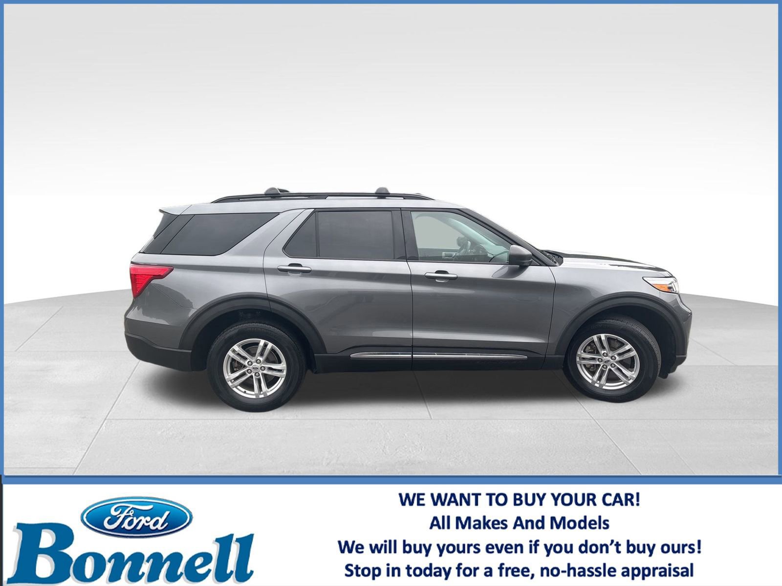 Certified 2022 Ford Explorer XLT w/ Equipment Group 202A image 2