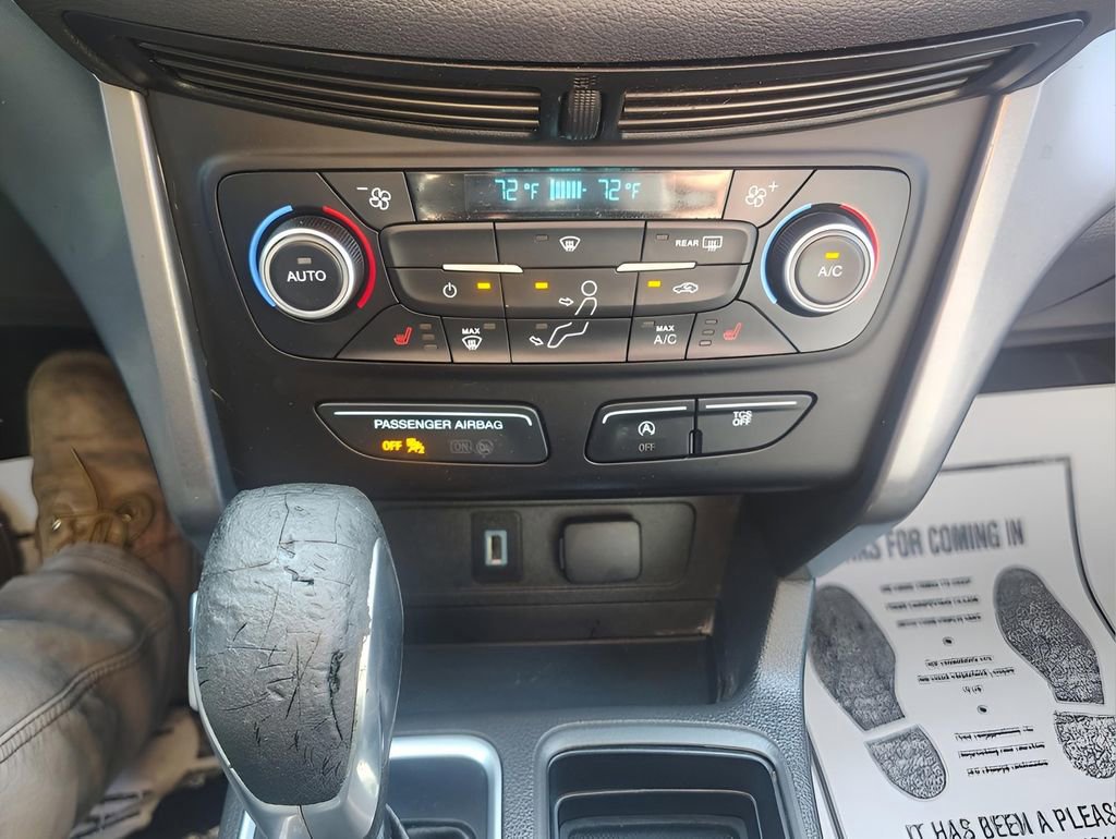 Certified 2018 Ford Escape SE image 20