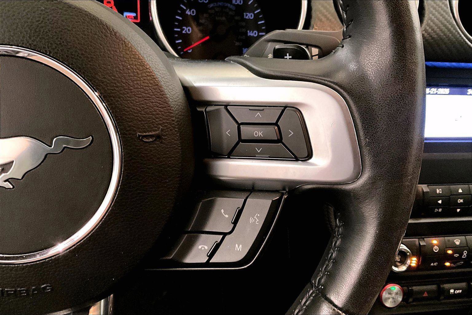 Certified 2019 Ford Mustang Convertible image 18