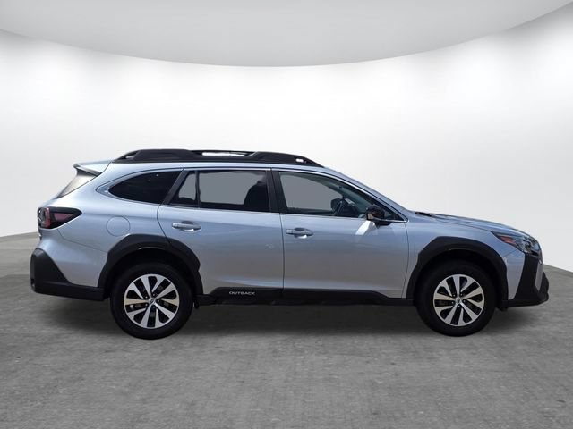 Used 2023 Subaru Outback Premium AWD/4WD video 3
