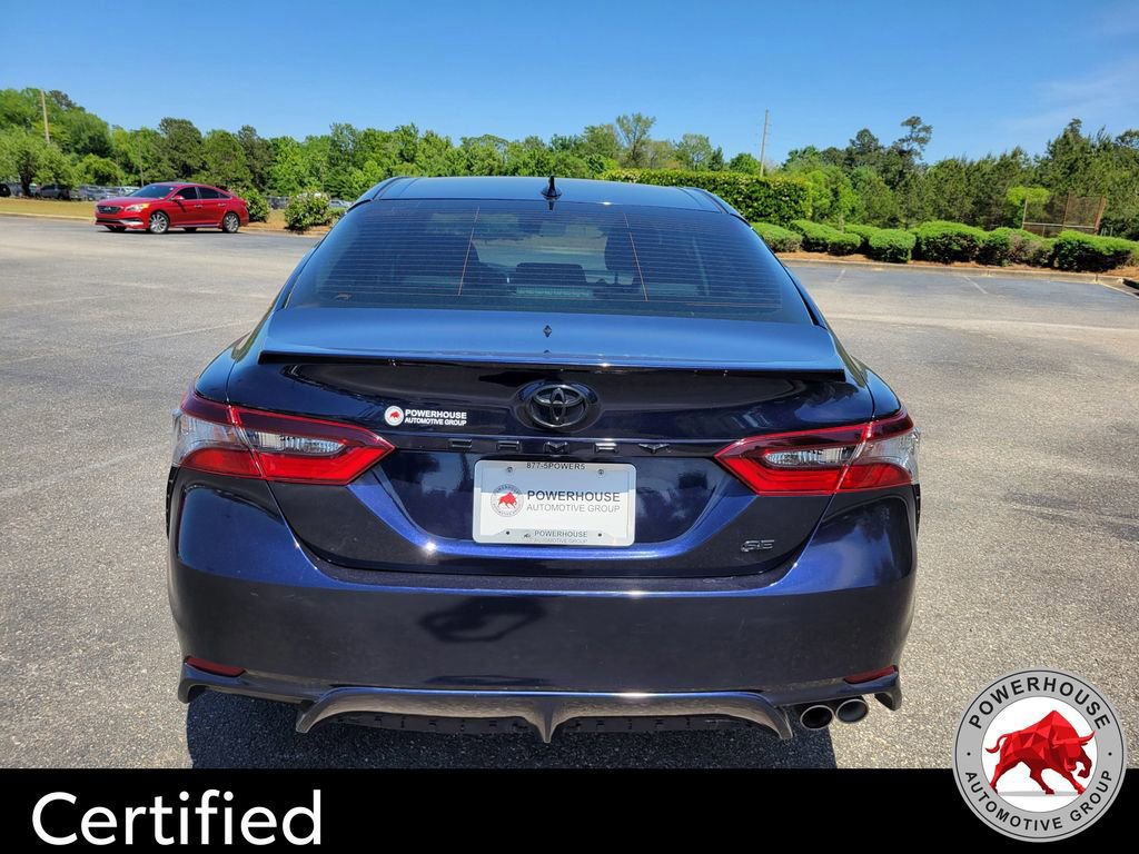 Used 2022 Toyota Camry SE FWD image 4