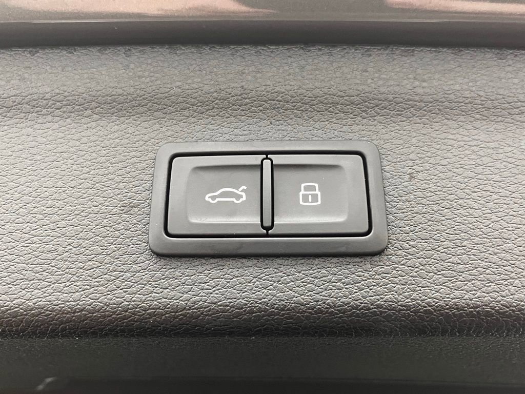 Used 2023 Audi Q3 2.0T Premium Plus w/ Premium Plus Package image 10